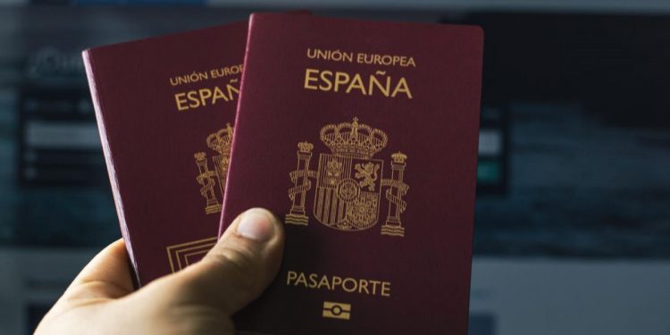 Reparación histórica: Más de 544.000 descendientes de exiliados ya tienen aprobada la nacionalidad española