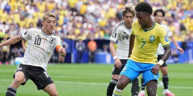 Brasil firma una remontada épica en el 95′ ante Japón (2-1) para meterse en octavos
