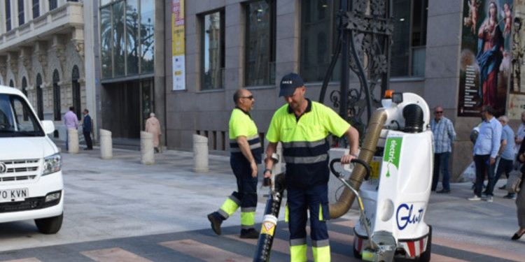 Servilimpce activa un despliegue especial de limpieza para los meses de verano