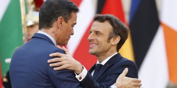 El PP hace valer su mayoría absoluta en el Senado y bloquea el Tratado de Amistad entre España y Francia