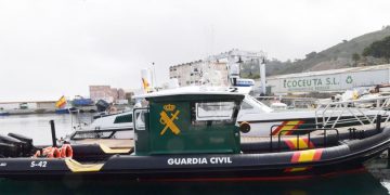 Tragedia en Ceuta: La Guardia Civil recupera el cuerpo de un joven tras precipitarse al mar en la zona del Desnarigado