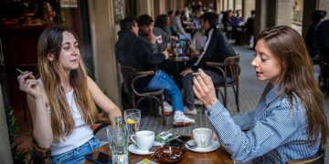 El Consejo de Ministros aborda la reforma de las leyes del tabaco y de los medicamentos