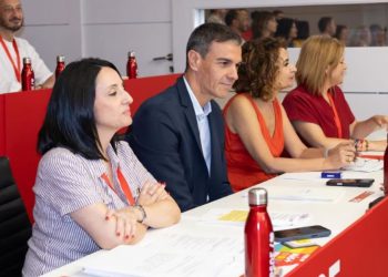 El PSOE acusa a Feijóo de buscar la «crispación» y hacer uso partidista de las instituciones en su visita a Ceuta