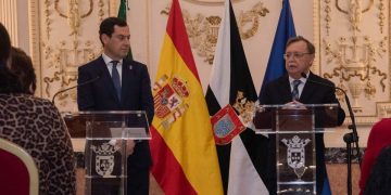 Juanma Moreno califica la crisis de Ceuta de «ataque a toda Europa» y carga contra la «inoperancia» del Gobierno