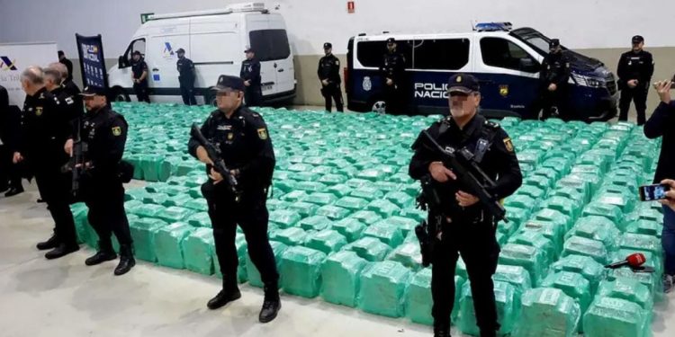 Las incautaciones de droga en Madrid rozaron los 320 millones de euros en 2025 y posicionan a la región como la principal vía de entrada de ayahuasca y medicamentos ilegales