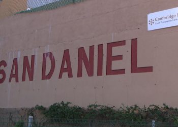 El colegio San Daniel de Ceuta denuncia destrozos y la presencia de suciedad tras ser ocupado por migrantes