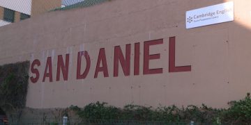 El colegio San Daniel de Ceuta denuncia destrozos y la presencia de suciedad tras ser ocupado por migrantes