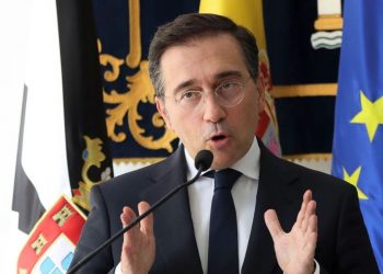 Albares achaca la crisis de Ceuta a los bulos en redes sociales y asegura que Marruecos es un “socio fundamental”