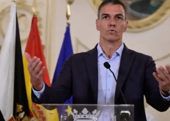 El Consejo de Ministros analiza las medidas urgentes para Ceuta y la declaración de zonas catastróficas por los incendios
