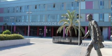 Los médicos de Ceuta piden la visita urgente de Mónica García y alertan de una situación “catastrófica”