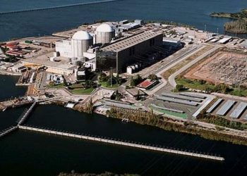 El Gobierno autoriza la continuidad de la central nuclear de Almaraz hasta 2030