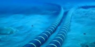 Arranca el tendido del cable submarino que conectará las redes eléctricas de España y Francia