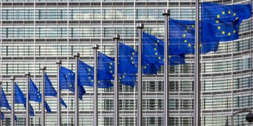 La UE aborda de urgencia la crisis de Ceuta entre críticas a España y amenazas de controles fronterizos