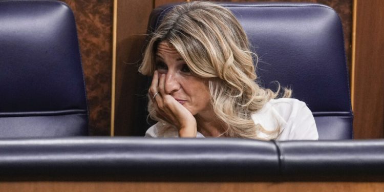 CCOO y UGT presionan a Yolanda Díaz: exigen regular ya el trabajo digital para respaldarla en la OIT