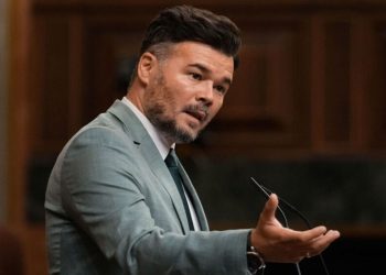 Rufián defiende que la izquierda aborde la inmigración y la multirreincidencia: «¿Por qué es racista decir que te llames como te llames, también Hassan, si la haces la pagas?»