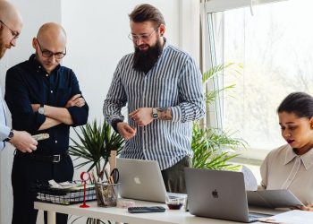 El Gobierno de Ceuta lanza un programa para jóvenes emprendedores