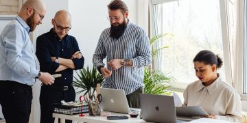 El Gobierno de Ceuta lanza un programa para jóvenes emprendedores