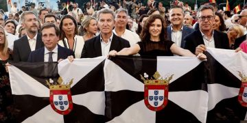 Feijóo acusa al Gobierno de estar “más cerca de Marruecos que de España” por la crisis de Ceuta