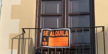 El precio del alquiler bate récords históricos tras perderse más de 300.000 viviendas de arrendamiento habitual