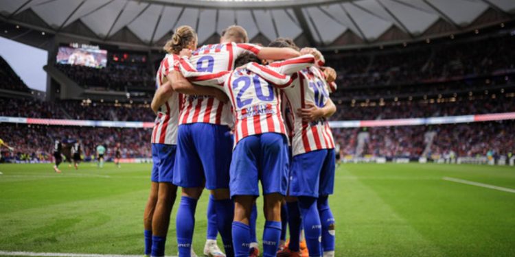 El Atlético se estrena en Champions ante el Liverpool con dudas en el once
