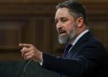 Abascal acusa a Sánchez de ceder al «chantaje» de Rabat y pide su comparecencia ante el Tribunal Supremo