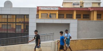 El Ministerio de Educación destaca la ausencia de incidencias en el inicio del curso escolar en Ceuta, con más del 74% de asistencia