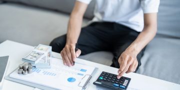 Ingreso Mínimo Vital: los menores de 30 años pueden pedirlo viviendo con sus padres