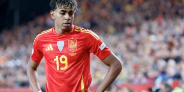 Lamine Yamal causa baja en el entrenamiento del Barça previo a Mestalla