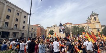Aumenta la tensión en Ceuta con agresiones verbales a vecinos confundidos con migrantes