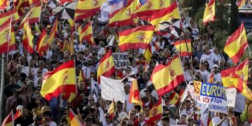 Manifestación en Madrid en apoyo a Ceuta y por elecciones generales