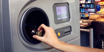 España implantará un sistema de devolución de envases con un depósito de diez céntimos a partir de noviembre de 2026