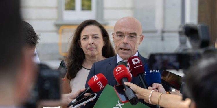 Vox presenta querella contra Sánchez y Marlaska