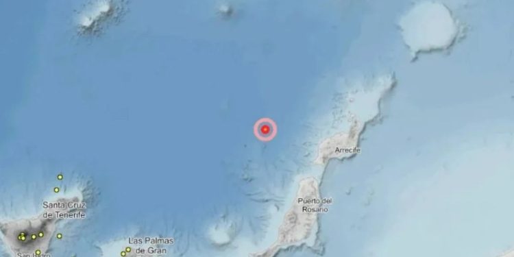 Un terremoto de magnitud 3 vuelve a sacudir Canarias: el seísmo se registra frente a la costa de Lanzarote
