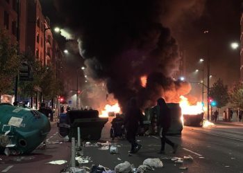 Disturbios y quema de vehículos en Bilbao en una jornada de violencia callejera que se salda con 16 detenidos
