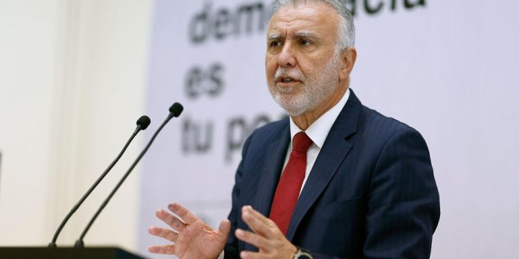 Torres acusa al PP de hacer un «uso electoral» de la crisis de Ceuta tras el varapalo del Tribunal Supremo