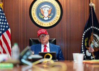 Las fuerzas estadounidenses, listas para actuar contra Irán en un plazo de 96 horas tras la orden de Trump