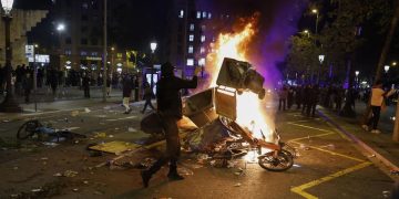 Un canal de Telegram convoca una protesta violenta en Palma y los comerciantes exigen medidas preventivas
