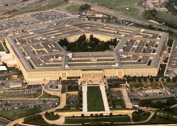 El Pentágono activa el plan «Fortress» y blinda sus bases para resistir 90 días en caso de una guerra mundial