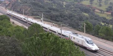 Alta velocidad cortada entre Madrid y Andalucía por el accidente en Toledo: alternativas de transporte, devoluciones y billetes
