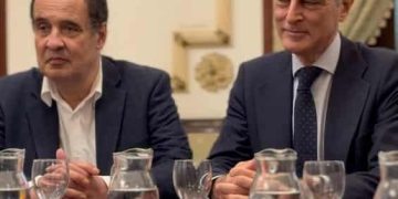 Juan Vivas se reúne con Adolfo Suárez Illana y José María Múgica