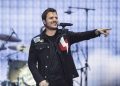 Dani Martín rompe su silencio: cancela su visita a ‘El Hormiguero’ y reubica sus conciertos en Barcelona tras el fallecimiento de su padre