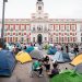 La Delegación del Gobierno rechaza disolver la acampada de Sol al advertir del riesgo de altercados y «peligro físico»