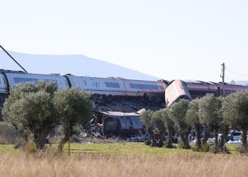 El fútbol español se vuelca con las víctimas del trágico accidente ferroviario de Toledo: «Nuestros pensamientos están con ellos»