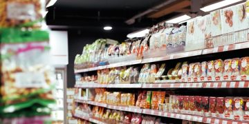 El precio de los alimentos sube un 31,8% desde 2021, superando el incremento salarial en España