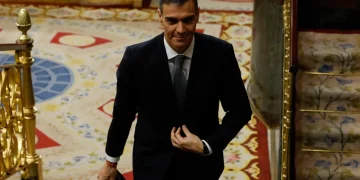 Pedro Sánchez promete subir el Salario Mínimo «todos los años» que gobierne y acusa al PP de atacar el sistema de pensiones