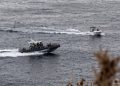 Lanchas rápidas repletas de migrantes se lanzan al estrecho de madrugada desde la costa de Ceuta