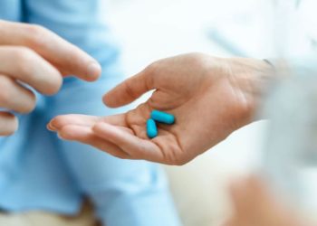 Europa recomienda autorizar una pastilla diaria que duplica la supervivencia en pacientes con cáncer de páncreas metastásico
