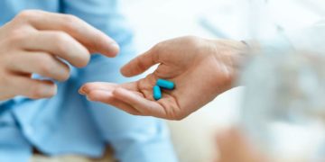 Europa recomienda autorizar una pastilla diaria que duplica la supervivencia en pacientes con cáncer de páncreas metastásico
