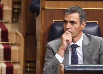 Pedro Sánchez arremete contra la oposición y denuncia la alta crispación parlamentaria: «Hemos tenido que combatir con la peor de la historia»