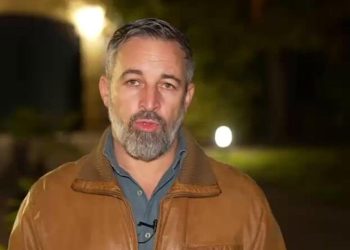 Abascal denuncia violencia de la izquierda contra VOX